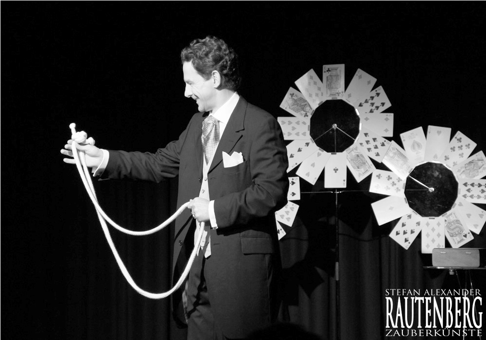 Zaubertheater: Rautenberg und das magische Seil